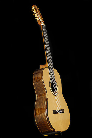 Samuel de Souza classical guitar