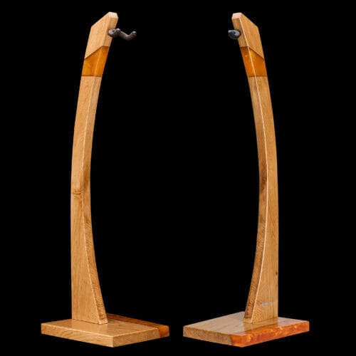 Oak guitar stand no 1