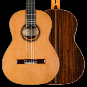 Diese klassische Gitarre, die 2025 von Francisco Gil in Granada gebaut wurde, würdigt das Vermächtnis von Antonio de Torres und zeichnet sich durch ihren warmen, resonanten Klang aus.